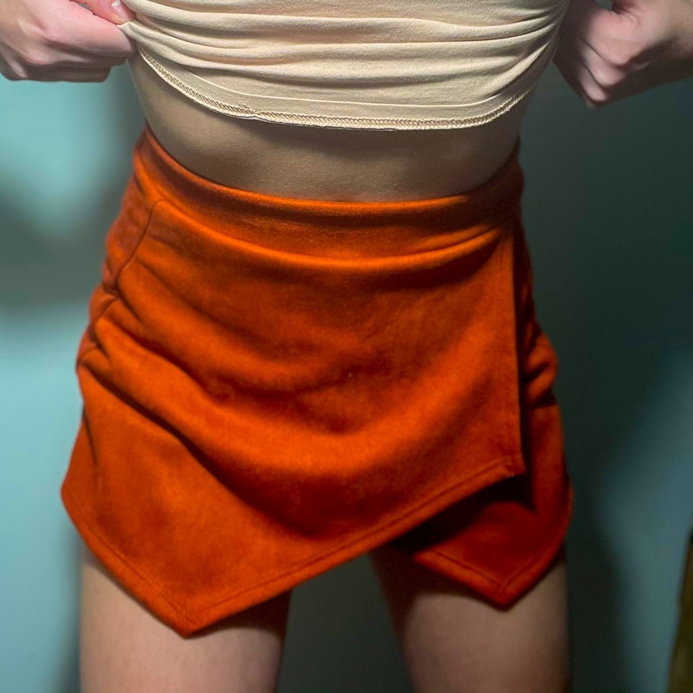 Orange skort